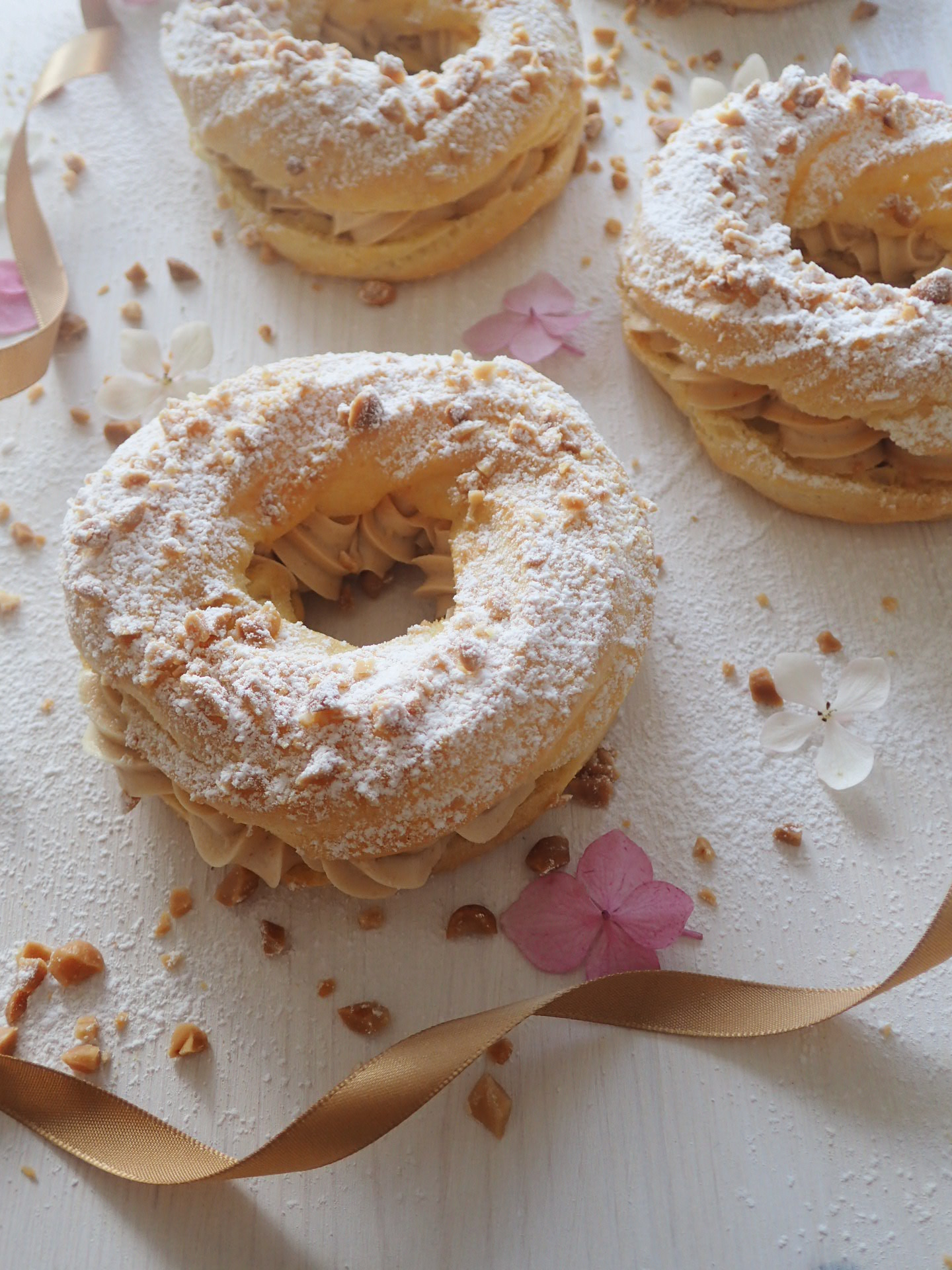 Odpaľované arašídové koláče