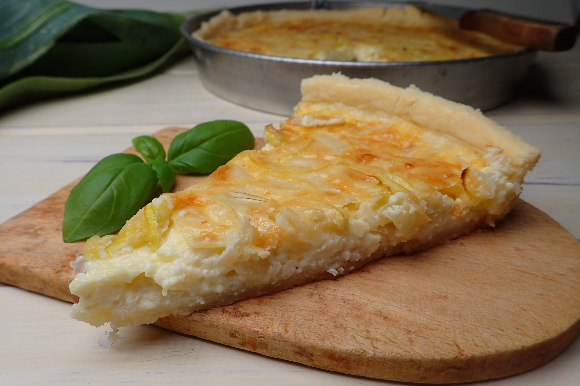 Bezlepkový cibuľkový koláč